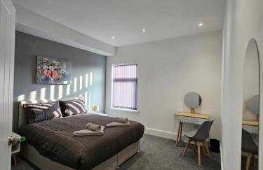 By the Joyous Stays - House with home comforts - Foto 27