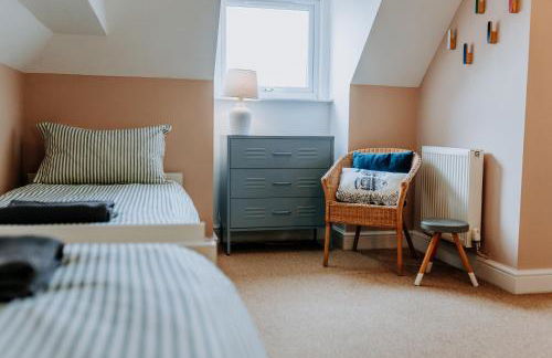 Ponderosa 5-Bed Coastal Retreat with Studio, Sauna & Sea Views - Foto 42