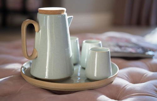 Brand New - Contemporary - 2 Bedroom - 2 Bathroom - Spacious Apartment - Lake Views - Foto 9