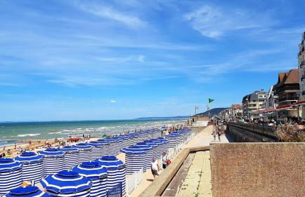 Appartement deux pièces élégant avec Vue sur Parc - Plage & Centre-Ville à Pied - Photo 12