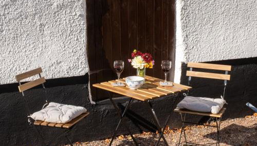 Finches Barn near Exeter - Photo 3