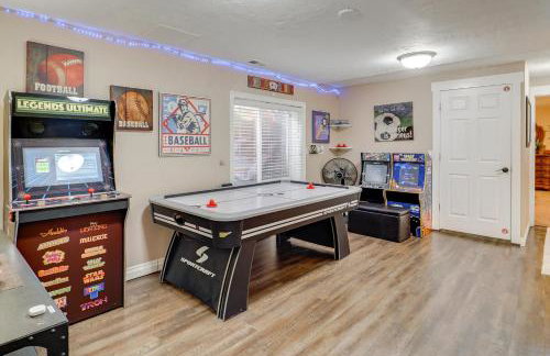 Game Room and Hot Tub Salt Lake City Area Apt - Photo 21