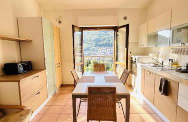 Accogliente Appartamento con Balcone Panoramico Fino a 3 Persone, Vicino al Centro Storico - Foto 9