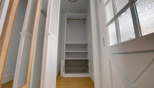 Cozy Private Studio in Granada Hills Near CSUN, Universal - Foto 3, storage