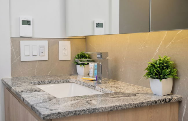 Silverstone Downtown Long-Term stay - Photo 39