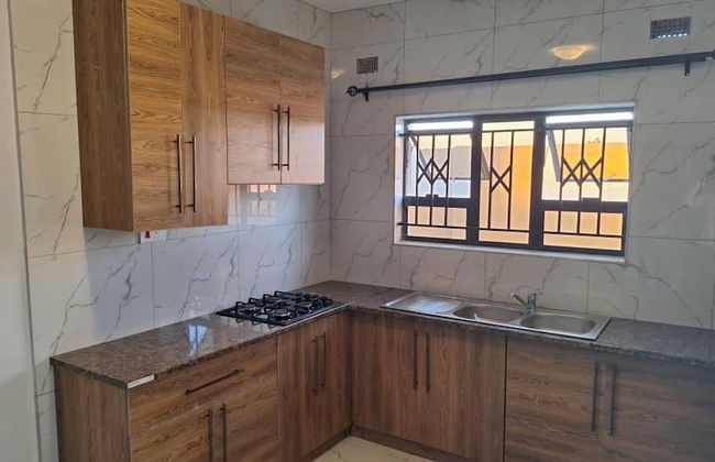 Luxury 3 Bedroom Self Catering Apartment- Masvingo - Foto 13