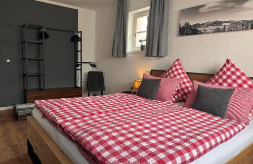 Haus Vogl Anger - Ferienwohnungen mit privater Sauna und beheizten Salzwasser Pool in Panoramalage und Nähe zu Salzburg und Berchtesgaden - Foto 18