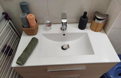 BELLE appartement T2 neuf et en plein centre - Foto 14