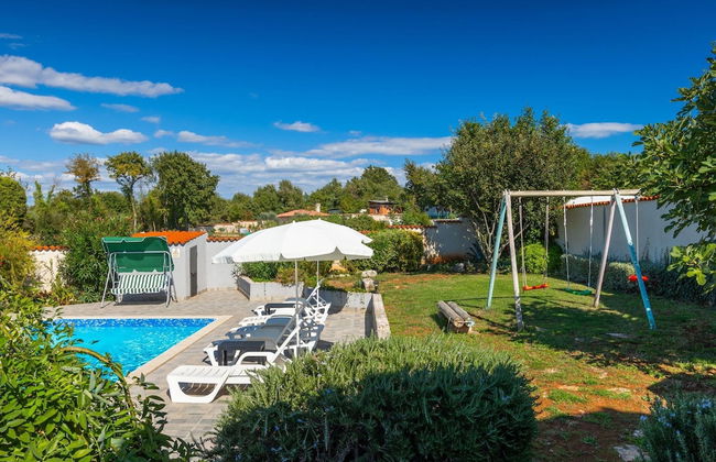 Holiday Home in Segotici With Private Pool - Foto 28