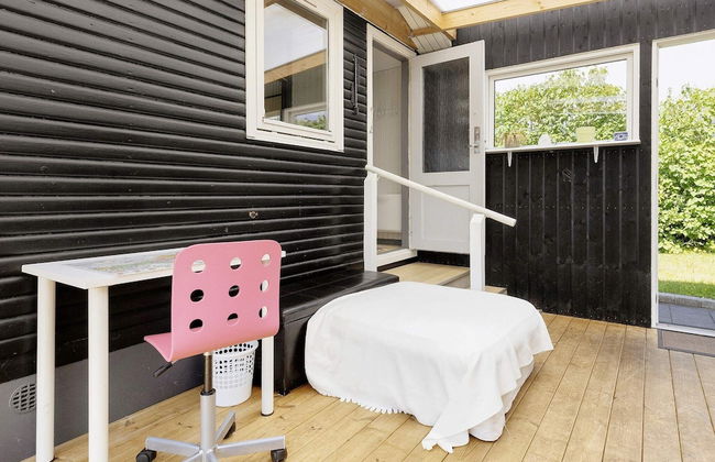 4 Person Holiday Home in Karrebaeksminde - Foto 10