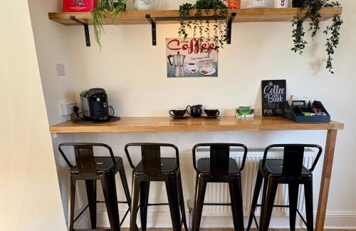 Southend city Escape, SS1, High St and beach are steps away - Foto 9