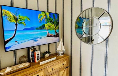 BRAND NEW! Lovely 1 Bedroom with Pool by the Beach - Foto 19