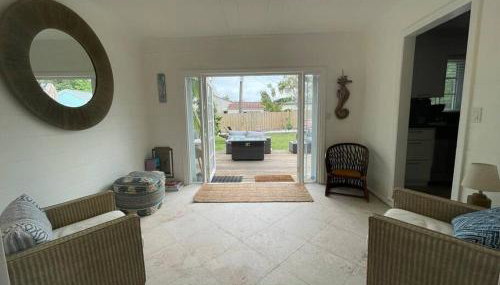 Hot tub, tiki bar, outdoor shower, near Intercoastal Waterway! - Foto 5