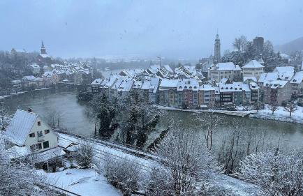 Panorama-Wohnung in Laufenburg mit Carport und Bahn-Bus-gratis KONUS - Foto 11