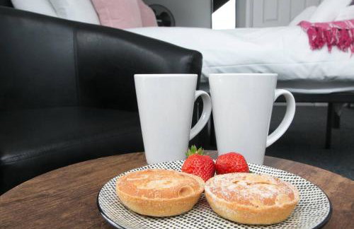 Modern en-suite room in country PubRestaurant 2 with communal kitchen - Pass the Keys - Foto 18