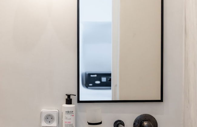 aniko suites White Alley - Photo 40