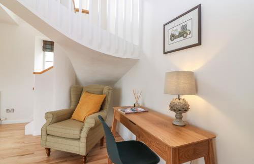 Whitehouse Woodwrae - Photo 3