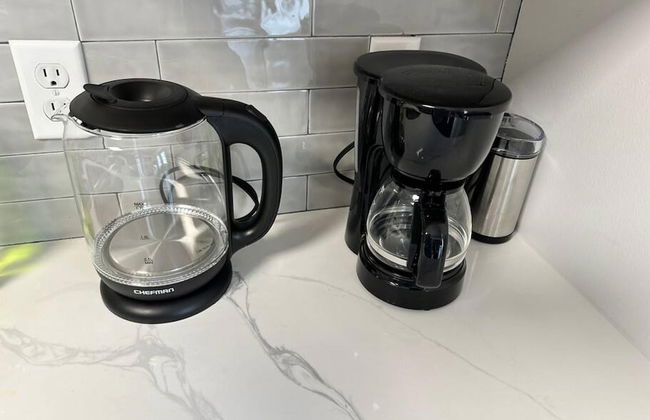 Cozy Walk up King Bed Fast Wifi - Foto 22