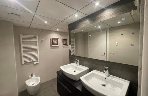 Family apartment with large terrace - Foto 10