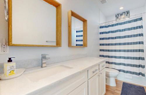 Sunset Bay - Photo 18