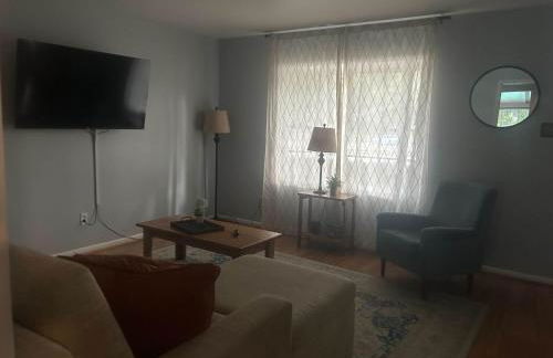 Private Pool & Yard Mins to Dining & University - Foto 64