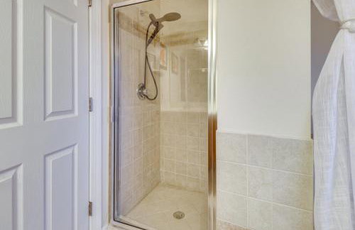 Centrally Located Hampton Roads Home w/ Game Room! - Foto 18