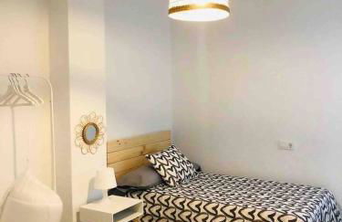 Piso Centro con 4 habitaciones y 2 baños - Foto 4