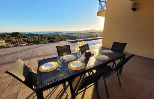 Villa Mare Nostrum,12 personen, panoramisch zeezicht - Foto 5