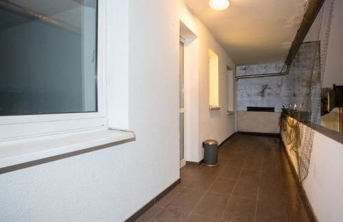 Livemore24 - Apartment 3 in Duisburg WLAN - Smart-TV - 24-7 Check-in und Küche - Photo 20