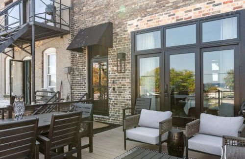 Luxury TC Loft: Historic Condo! - Foto 60