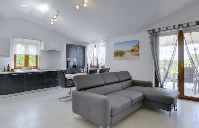 Modern Holiday Home With Pool in Pazin - Foto 9