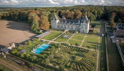 Chateau De Jalesnes - Photo 3, Garden