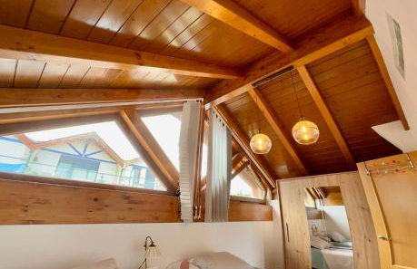 Dúplex Stylish Host con vistas al mar - Foto 29