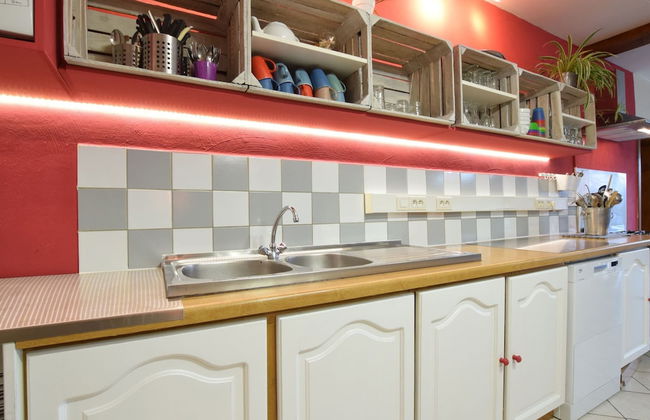 Cottage in a Well-equipped and Comfortable Farmhouse - Foto 14