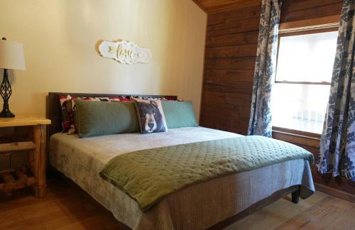LOVE SHACK - Photo 14