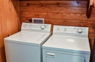 Cozy lakefront cabin with boat house and ramp on T - Foto 16