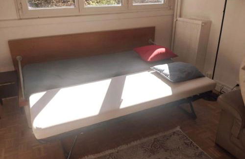 Cosy 2 BR, La Défense, 5 min walk metro+parking - Foto 7