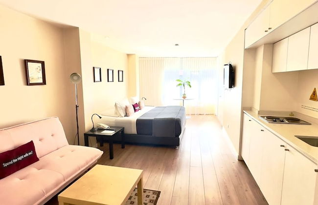 Hotel Living 55 - Photo 28