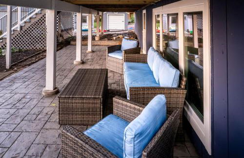 The Blue Sapphire 3BR 3BA Luxury Lakefront Home on Mineola Bay Stunning Views on Chain O Lakes - Photo 66