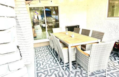 Half ACRE Lux Pool SPA with FIREPIT ARCADE Grill Sleeps 40 - Foto 72