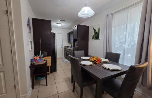 Cozy Apartment Near University Dr - Foto 10