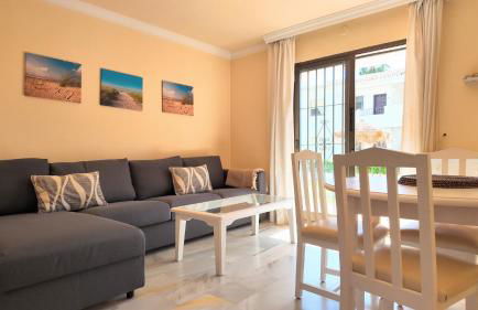 Peaceful 2BR Apartment - Pool - Parking - Casa Romin - Photo 9