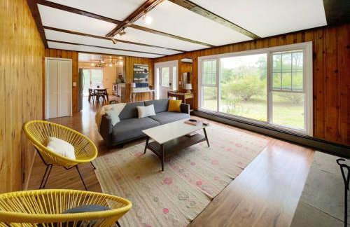 Haven Retreat in Catskills w Hot Tub & Bar Hall - Foto 6