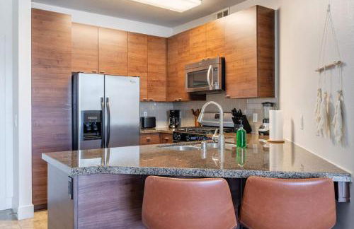 Sleek Marina Den, Central, Gym, Pool, King Bed - Foto 9