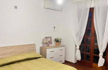 Casa di Zoe apartment - Punto di sosta x bikes auto e moto a 20 minuti dall'autostrada - parcheggio privato - giardino con barbecue - - Foto 17