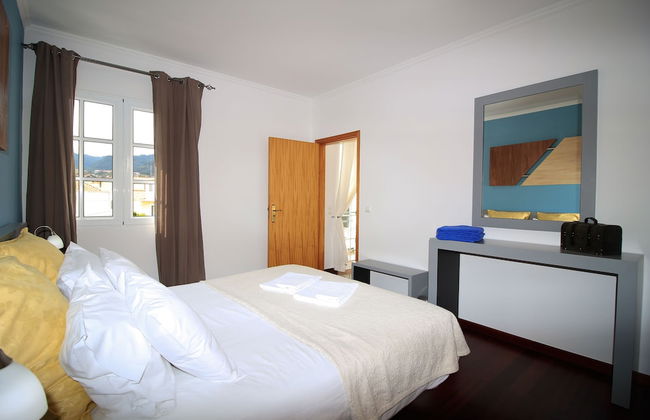 Casas da Avenida e do Pico - Foto 17