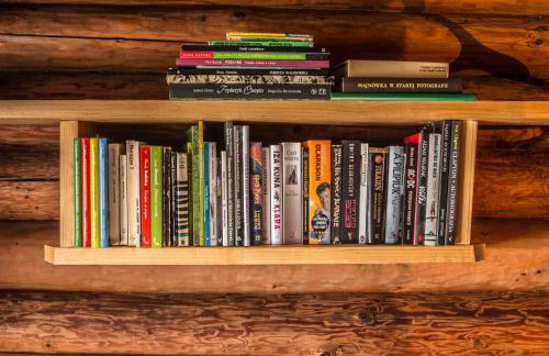 Chatka w lesie - Foto 22