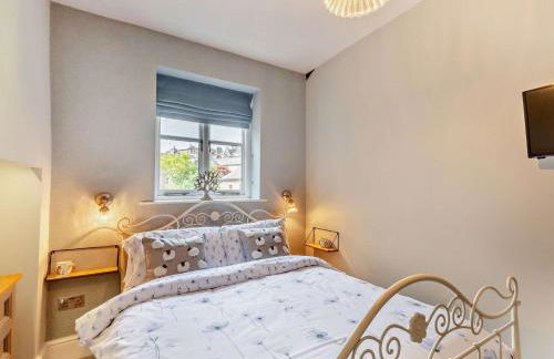 2 Bed in Carnforth oc-95452 - Photo 4