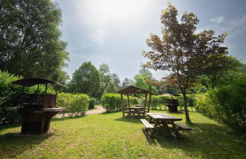 Gîte Chalet 4 pers. - Camping Les Berges du Bramont - Foto 7