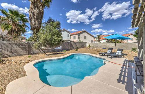 Peaceful Las Vegas Pool Oasis, Pool Table, Hammock - Foto 11